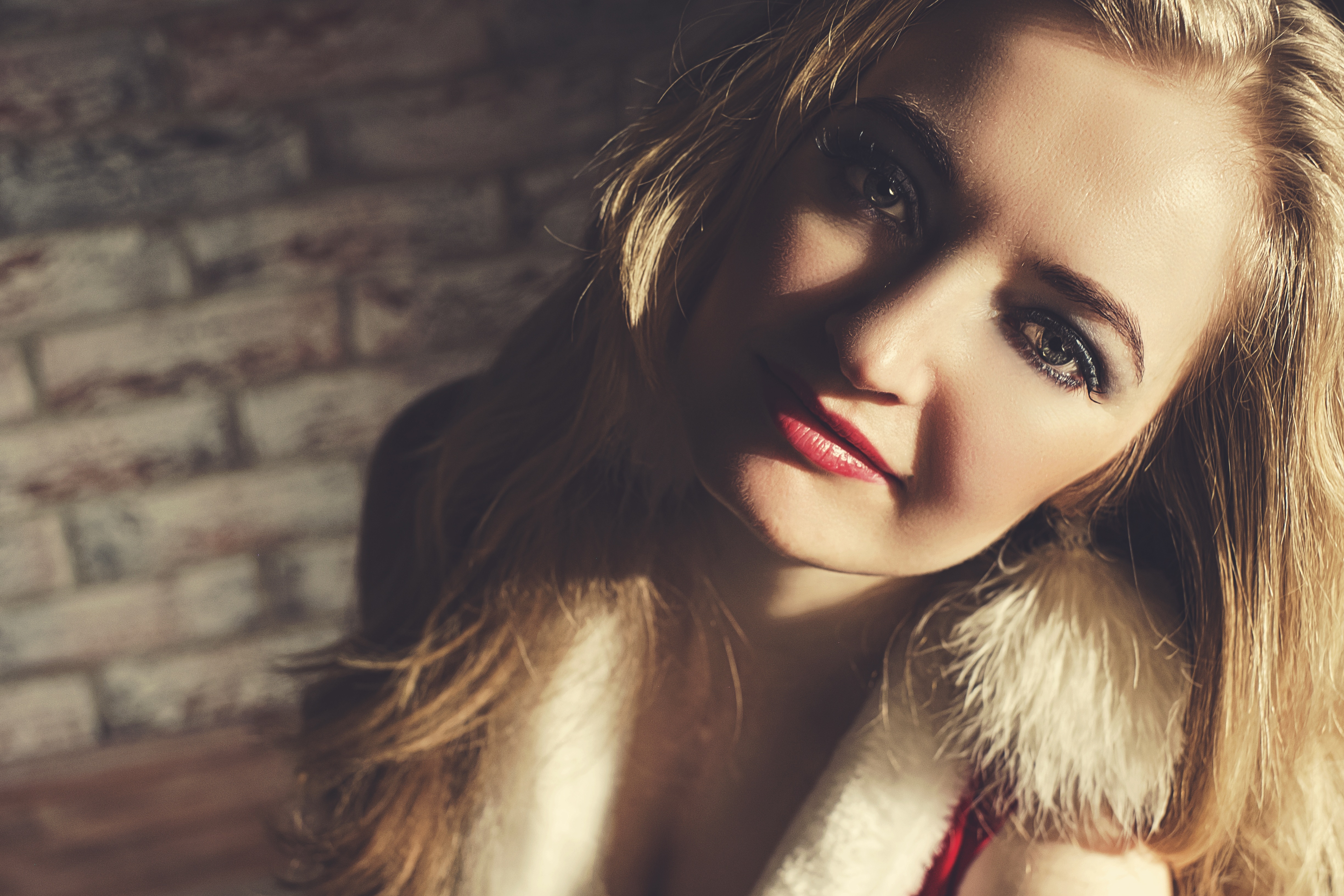 モデル　しんみり